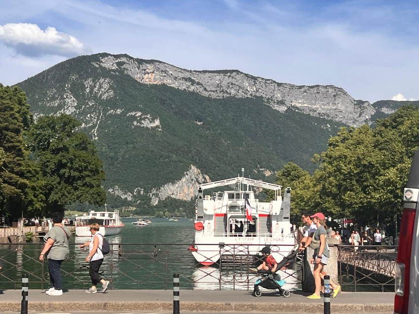 Photo lac d'Annecy depuis le pont